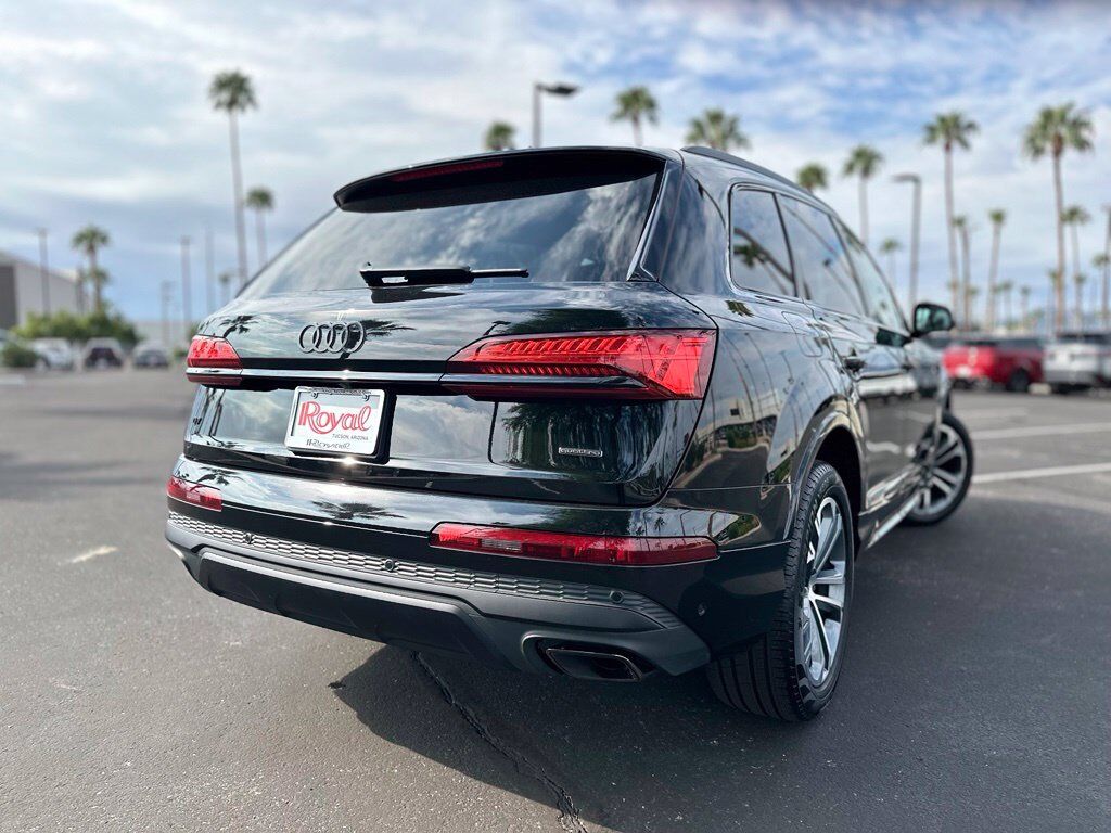 2026 Audi Q7 45 Premium