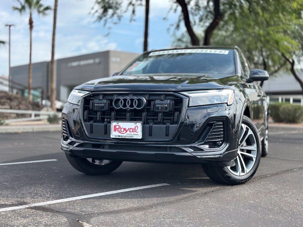 2026 Audi Q7 45 Premium