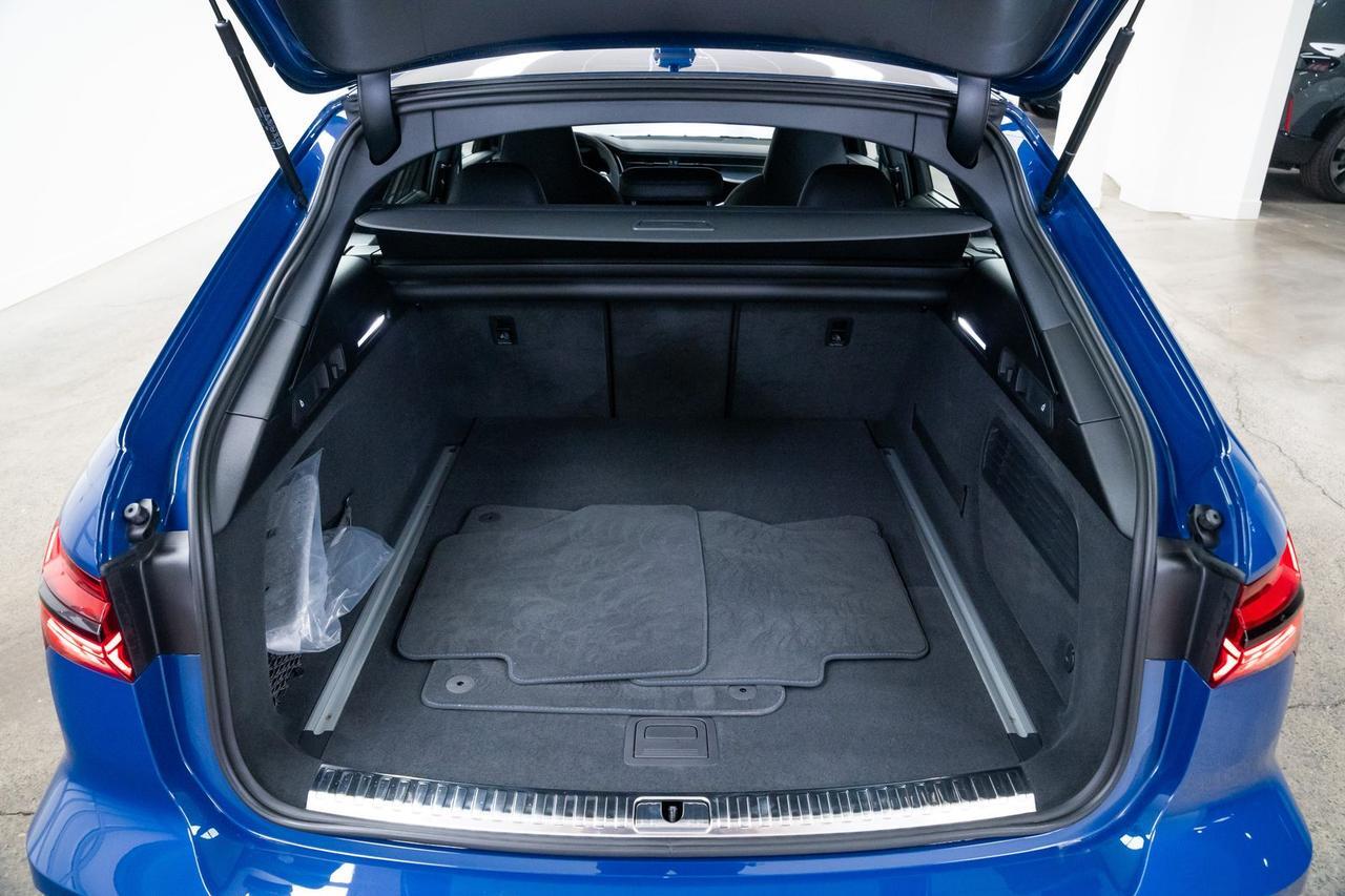 2026 Audi RS 6 Avant performance 4.0T Executive Package Leather Package Portland OR