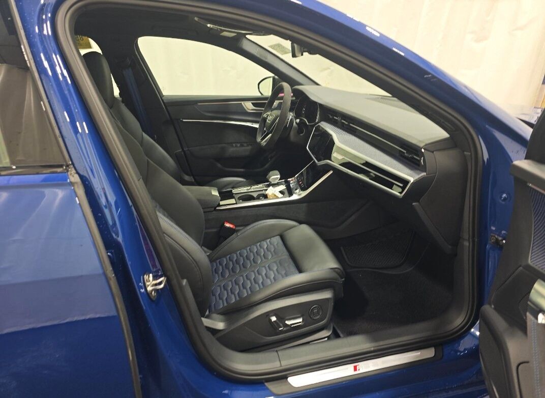 2026 Audi RS 6 Avant performance 4.0T quattro Head-Up Display Ventilated Seats Portland OR