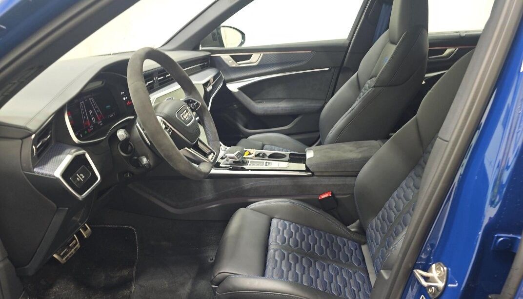 2026 Audi RS 6 Avant performance 4.0T quattro Head-Up Display Ventilated Seats Portland OR