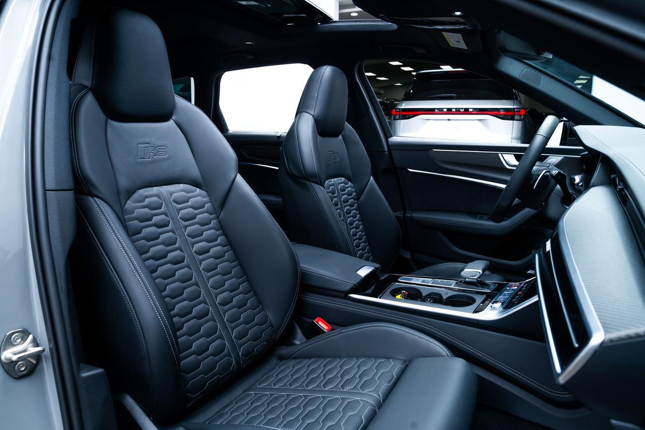 2026 Audi RS 6 Avant performance 4.0T quattro Matte Carbon Package Executive Package Portland OR
