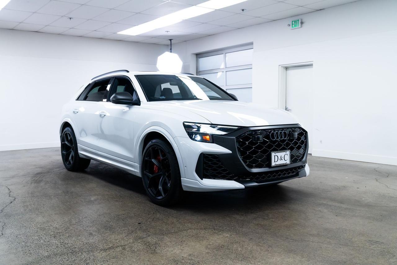 2026 Audi RS Q8 performance 4.0T 1 Owner Executive Package Matte Carbon Package Portland OR