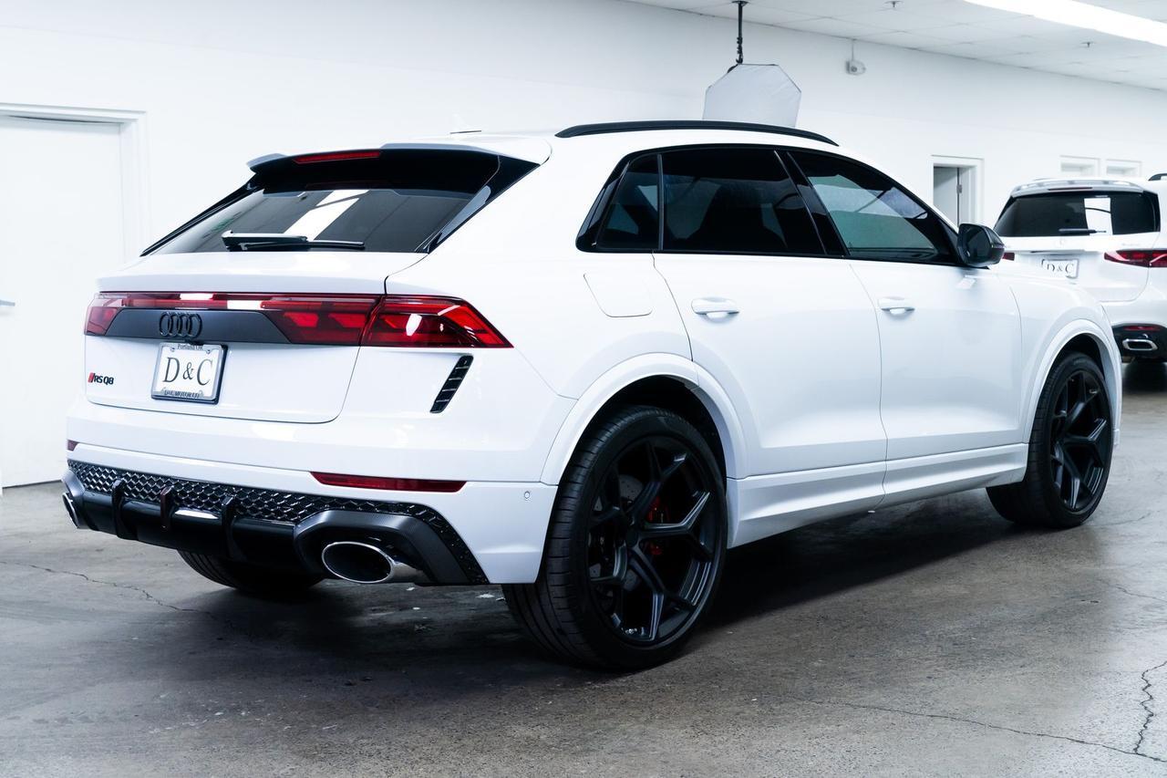 2026 Audi RS Q8 performance 4.0T 1 Owner Executive Package Matte Carbon Package Portland OR