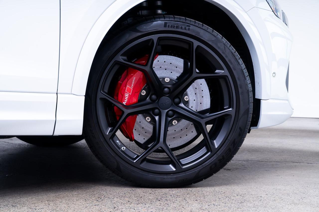 2026 Audi RS Q8 performance 4.0T 1 Owner Executive Package Matte Carbon Package Portland OR