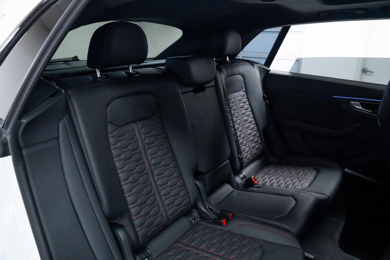2026 Audi RS Q8 performance 4.0T 1 Owner Executive Package Matte Carbon Package Portland OR