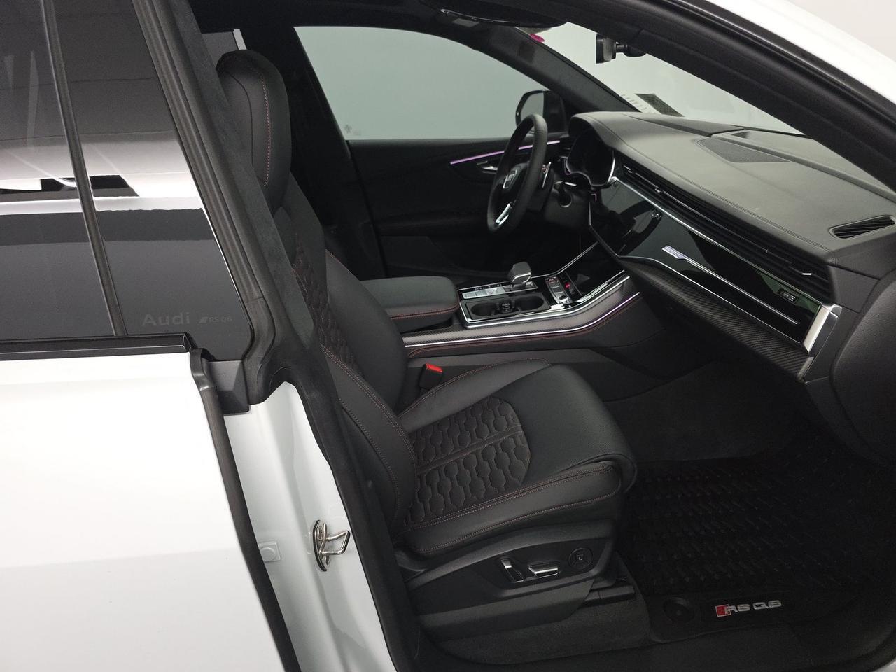 2026 Audi RS Q8 performance 4.0T quattro Executive Package Matte Carbon Package Portland OR