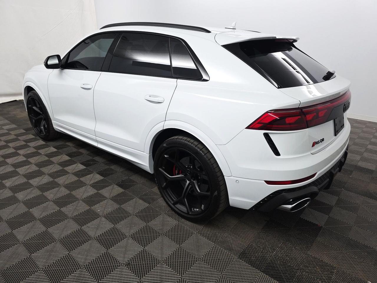 2026 Audi RS Q8 performance 4.0T quattro Executive Package Matte Carbon Package Portland OR