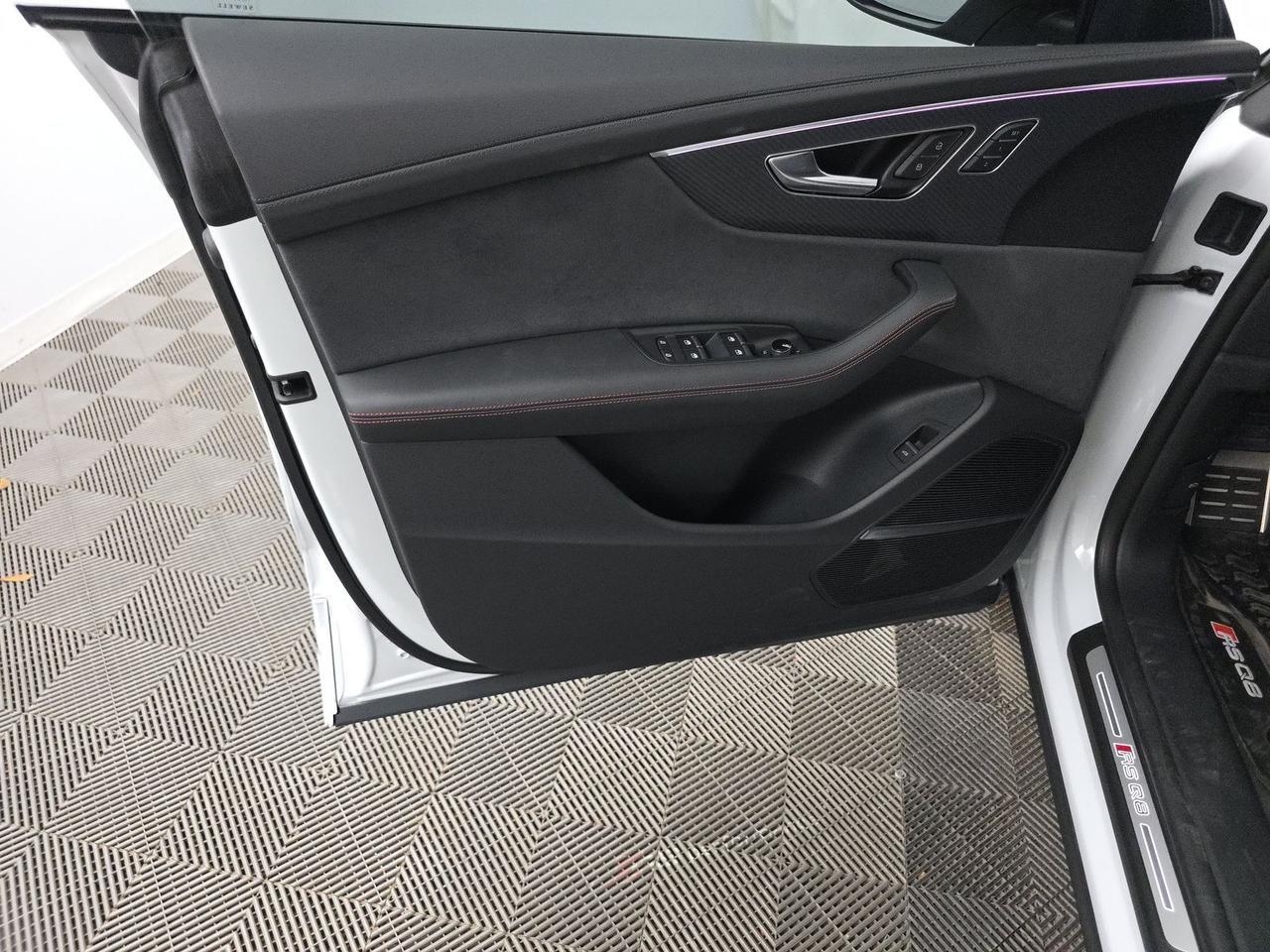 2026 Audi RS Q8 performance 4.0T quattro Executive Package Matte Carbon Package Portland OR