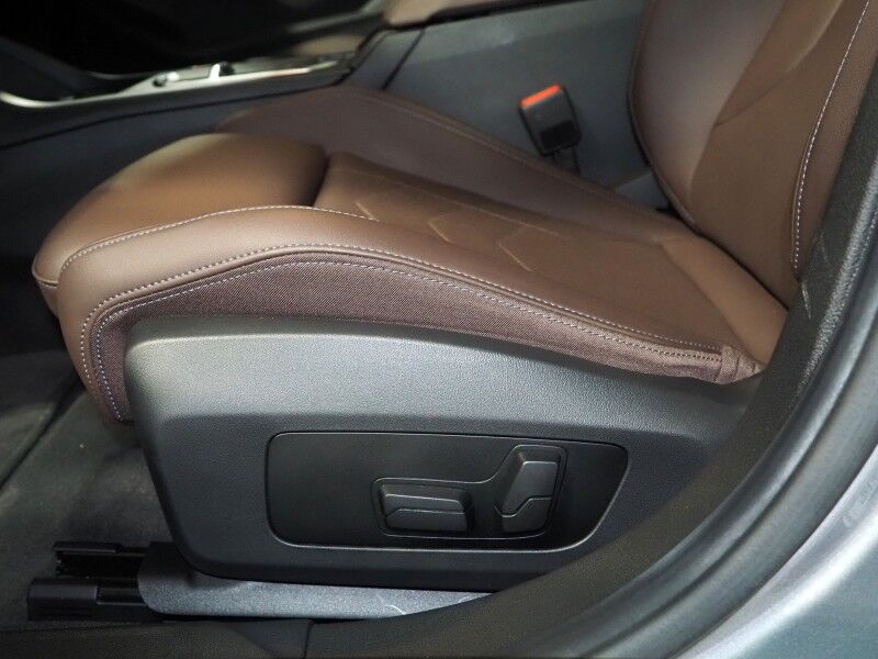 2026 BMW 2 Series 228 Gran Coupe *TECHNOLOGY PKG, HEADS-UP DISPLAY, NAVIGATION, LIVE COCKPIT PRO, CURVED DISPALY, SAFETY ALERTS, 360 VIEW CAMERAS, PANO MOONROOF, HEATED SEATS/STEERING, REMOTE START, 19 INCH WHEELS, HARMAN/KARDON, WIRELESS CHARGING Round Rock TX