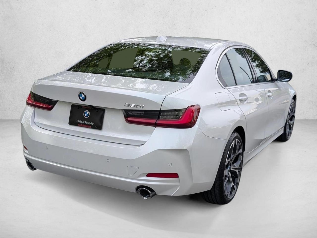 2026 BMW 3 Series 330i