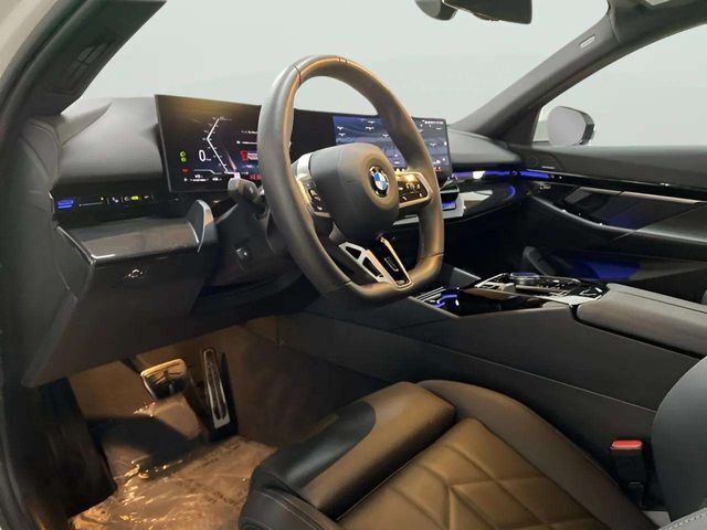 2026 BMW 5 Series 530i M SPORT Dallas TX