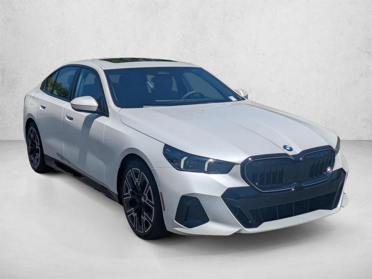 2026 BMW 5 Series 530i