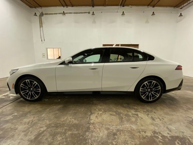 2026 BMW 5 Series 530i xDrive