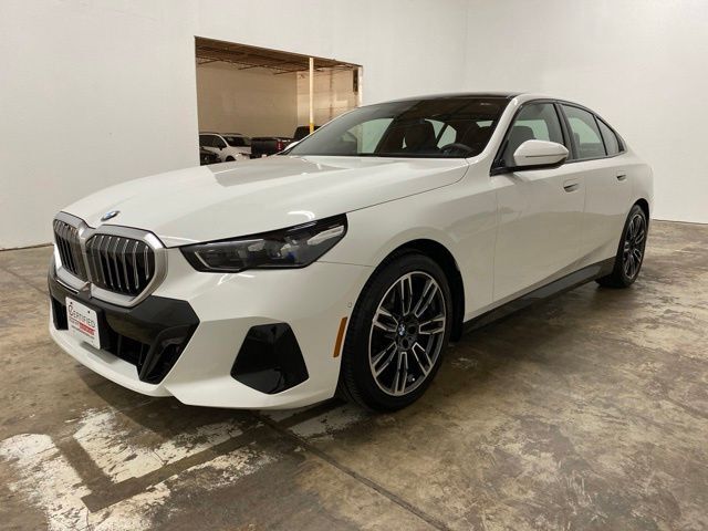 2026 BMW 5 Series 530i xDrive