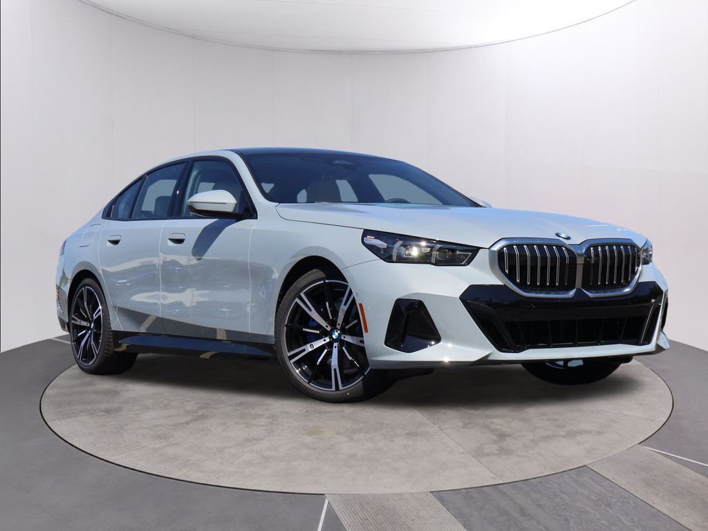 2026 BMW 5 Series 530i xDrive