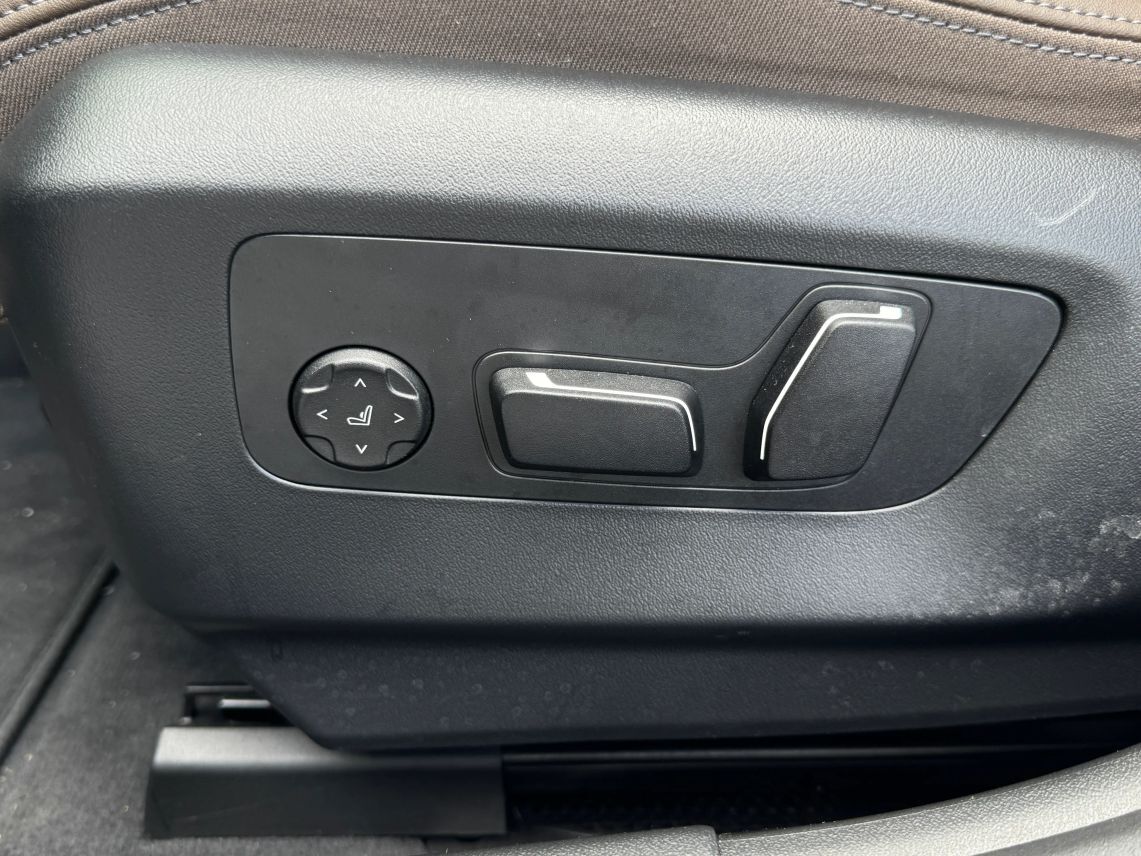 2026 BMW 5 Series 530i xDrive Sedan 4D