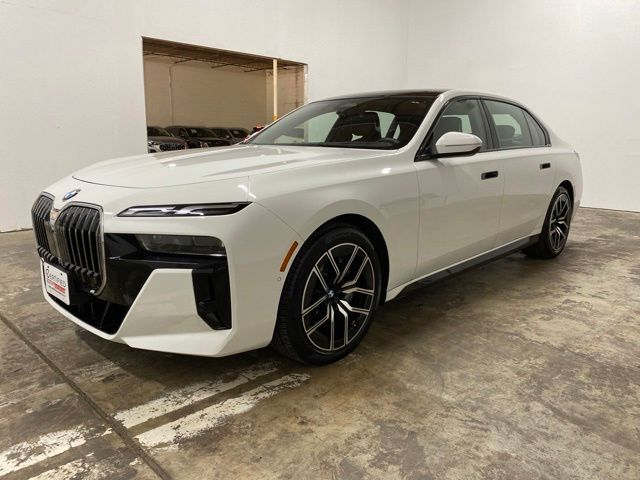 2026 BMW 7 Series 740i