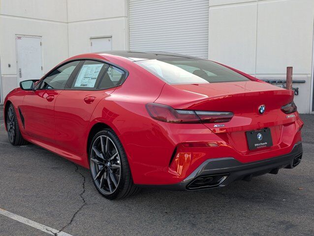 2026 BMW 8 Series M850i