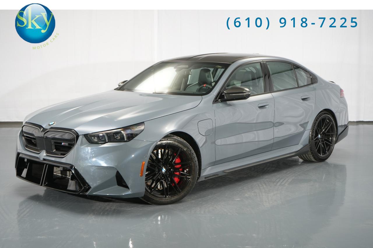 2026 BMW M5 Sedan AWD CARBON PKG $140,565 MSRP