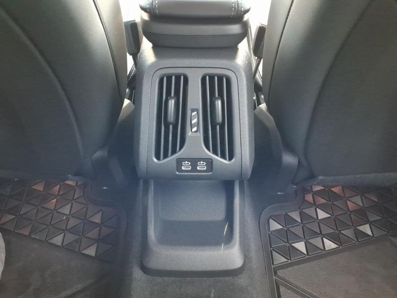 2026 BMW X1 XDrive28i - Photo 13