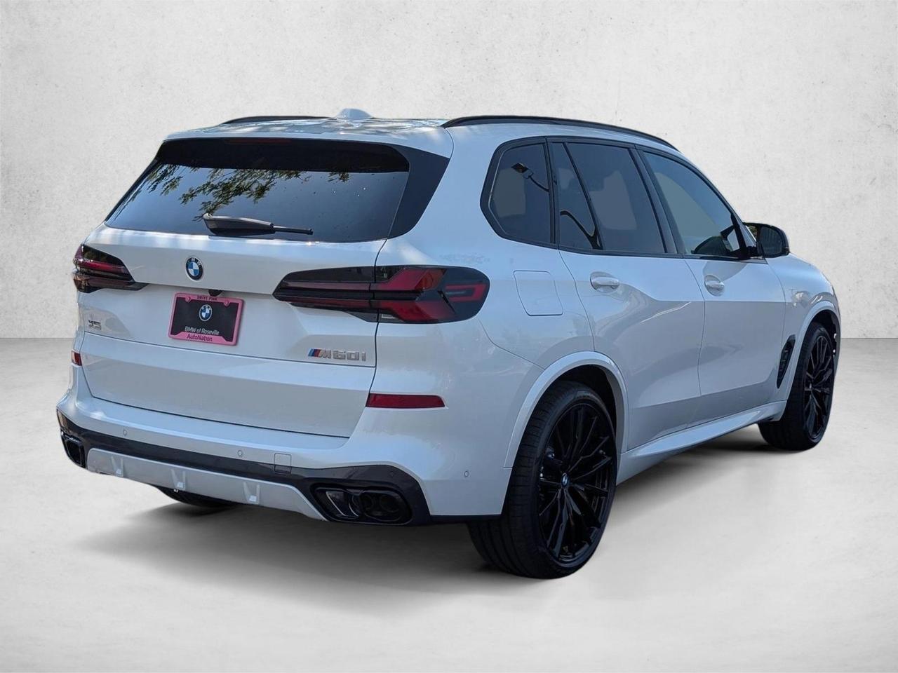 2026 BMW X5 M60i