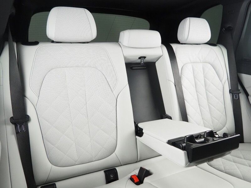 2026 BMW X5 sDrive40i *M SPORT, EXECUTIVE PKG, DRIVING ASSIST PRO, HEADS-UP DISPLAY, NAVIGATION, ADAPTIVE CRUISE, SAFETY ALERTS, 360 CAMERAS, PANO SKY LOUNGE ROOF, CLIMATE/MULTI-CONTOUR SEATS, HEATED STEERING, HARMAN/KARDON, WIRELESS CHARGING Round Rock TX