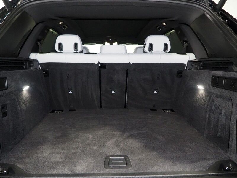 2026 BMW X5 sDrive40i *M SPORT, EXECUTIVE PKG, DRIVING ASSIST PRO, HEADS-UP DISPLAY, NAVIGATION, ADAPTIVE CRUISE, SAFETY ALERTS, 360 CAMERAS, PANO SKY LOUNGE ROOF, CLIMATE/MULTI-CONTOUR SEATS, HEATED STEERING, HARMAN/KARDON, WIRELESS CHARGING Round Rock TX