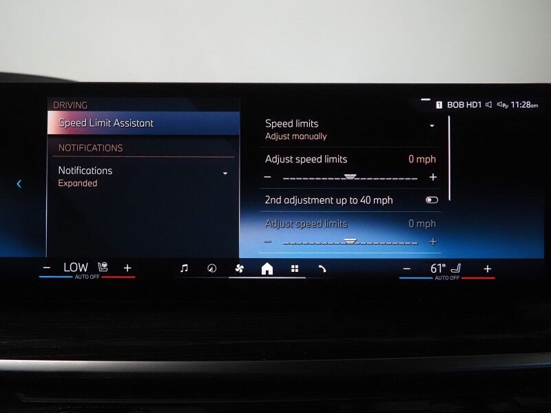 2026 BMW X5 sDrive40i *M SPORT PKG, HEADS-UP DISPLAY, NAVIGATION, LIVE COCKPIT PRO, SAFETY ALERTS, CURVED DISPLAY, 360 CAMERAS, PANORAMA MOONROOF, CLIMATE/MULTI-CONTOUR SEATS, HEATED STEERING, HARMAN/KARDON, WIRELESS CHARGING Round Rock TX