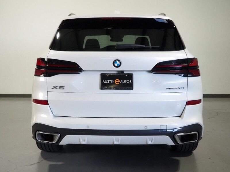 2026 BMW X5 sDrive40i *M SPORT PKG, HEADS-UP DISPLAY, NAVIGATION, LIVE COCKPIT PRO, SAFETY ALERTS, CURVED DISPLAY, 360 CAMERAS, PANORAMA MOONROOF, CLIMATE/MULTI-CONTOUR SEATS, HEATED STEERING, HARMAN/KARDON, WIRELESS CHARGING Round Rock TX