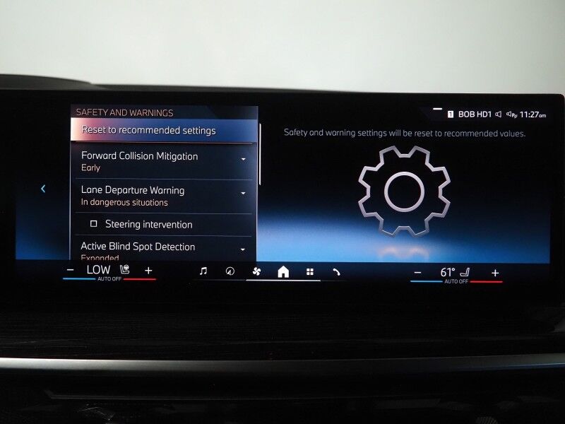 2026 BMW X5 sDrive40i *M SPORT PKG, HEADS-UP DISPLAY, NAVIGATION, LIVE COCKPIT PRO, SAFETY ALERTS, CURVED DISPLAY, 360 CAMERAS, PANORAMA MOONROOF, CLIMATE/MULTI-CONTOUR SEATS, HEATED STEERING, HARMAN/KARDON, WIRELESS CHARGING Round Rock TX
