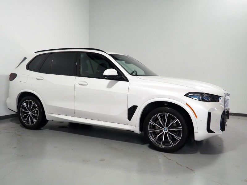 2026 BMW X5 sDrive40i *M SPORT PKG, HEADS-UP DISPLAY, NAVIGATION, LIVE COCKPIT PRO, SAFETY ALERTS, CURVED DISPLAY, 360 CAMERAS, PANORAMA MOONROOF, CLIMATE/MULTI-CONTOUR SEATS, HEATED STEERING, HARMAN/KARDON, WIRELESS CHARGING