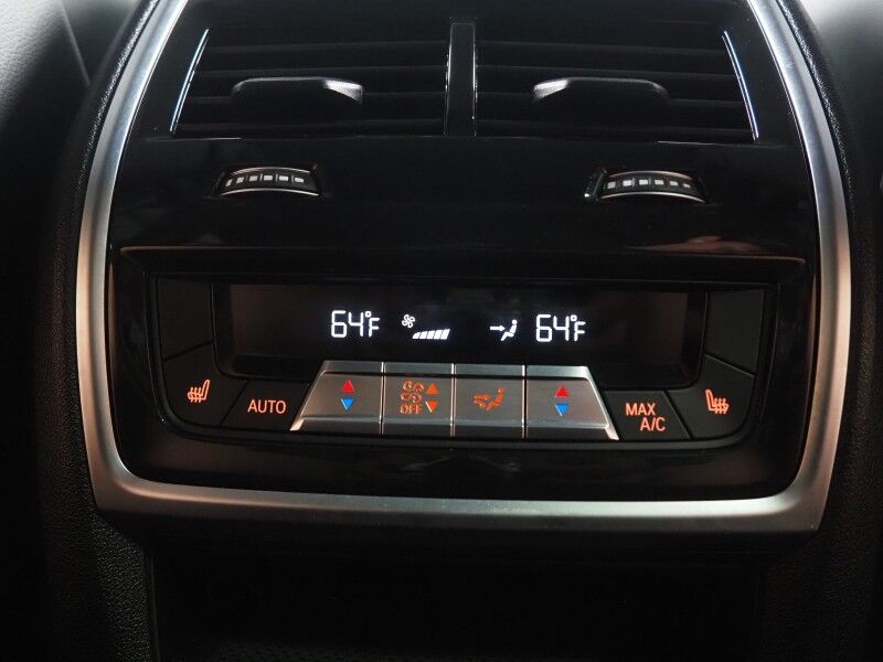 2026 BMW X5 sDrive40i *M SPORT PKG, HEADS-UP DISPLAY, NAVIGATION, LIVE COCKPIT PRO, SAFETY ALERTS, CURVED DISPLAY, 360 CAMERAS, PANORAMA MOONROOF, CLIMATE/MULTI-CONTOUR SEATS, HEATED STEERING, HARMAN/KARDON, WIRELESS CHARGING Round Rock TX