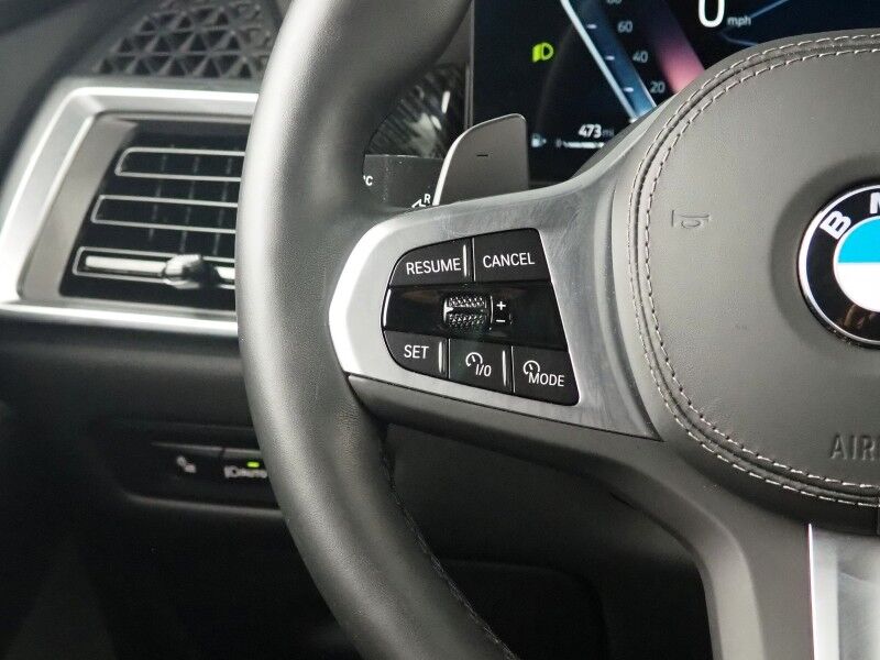 2026 BMW X5 sDrive40i *M SPORT PKG, HEADS-UP DISPLAY, NAVIGATION, LIVE COCKPIT PRO, SAFETY ALERTS, CURVED DISPLAY, 360 CAMERAS, PANORAMA MOONROOF, CLIMATE/MULTI-CONTOUR SEATS, HEATED STEERING, HARMAN/KARDON, WIRELESS CHARGING Round Rock TX