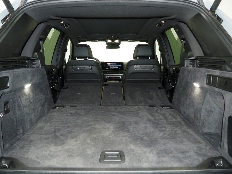 2026 BMW X5 sDrive40i *M SPORT PKG, HEADS-UP DISPLAY, NAVIGATION, LIVE COCKPIT PRO, SAFETY ALERTS, CURVED DISPLAY, 360 CAMERAS, PANORAMA MOONROOF, CLIMATE/MULTI-CONTOUR SEATS, HEATED STEERING, HARMAN/KARDON, WIRELESS CHARGING Round Rock TX
