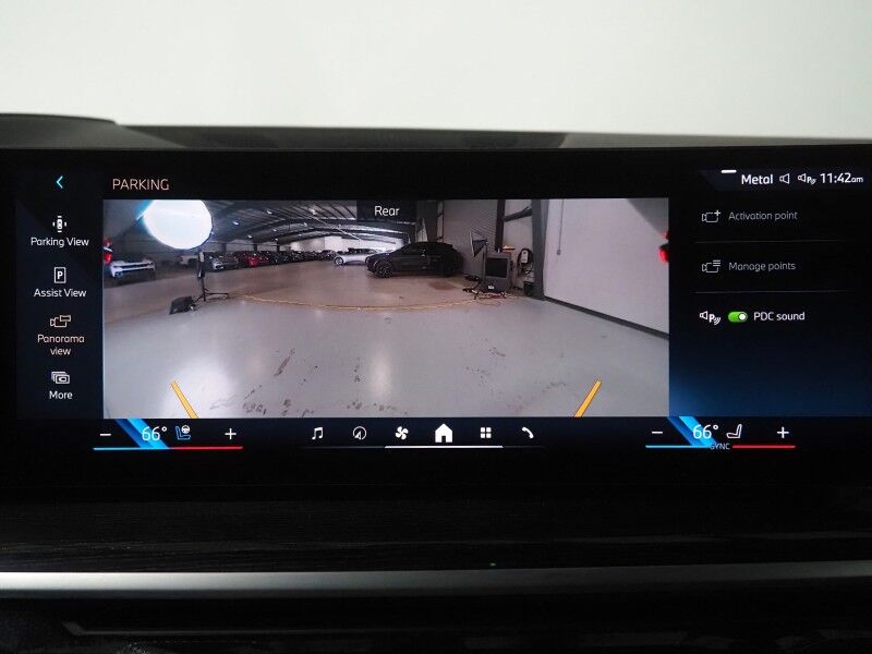 2026 BMW X5 sDrive40i *M SPORT PKG, HEADS-UP DISPLAY, NAVIGATION, LIVE COCKPIT PRO, SAFETY ALERTS, CURVED DISPLAY, 360 CAMERAS, PANORAMA MOONROOF, CLIMATE/MULTI-CONTOUR SEATS, HEATED STEERING, HARMAN/KARDON, WIRELESS CHARGING Round Rock TX