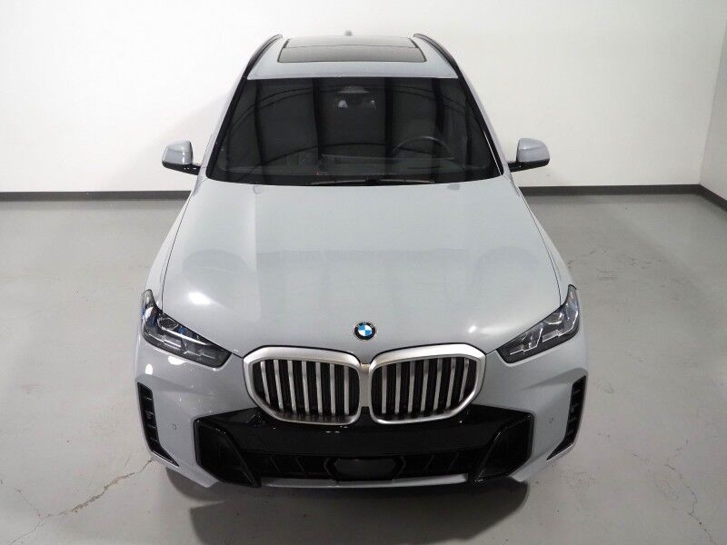 2026 BMW X5 sDrive40i *M SPORT PKG, HEADS-UP DISPLAY, NAVIGATION, LIVE COCKPIT PRO, SAFETY ALERTS, CURVED DISPLAY, 360 CAMERAS, PANORAMA MOONROOF, CLIMATE/MULTI-CONTOUR SEATS, HEATED STEERING, HARMAN/KARDON, WIRELESS CHARGING Round Rock TX