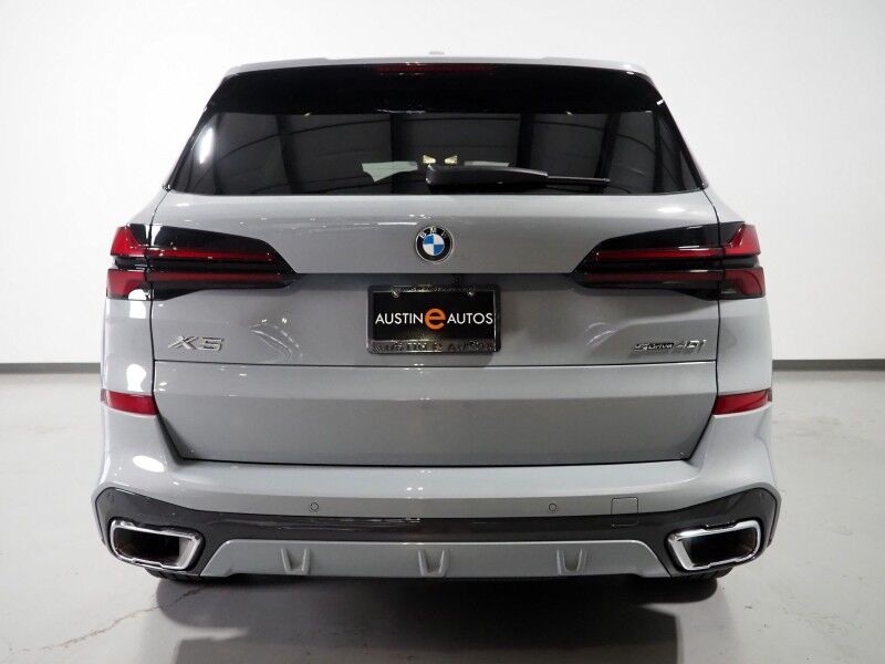 2026 BMW X5 sDrive40i *M SPORT PKG, HEADS-UP DISPLAY, NAVIGATION, LIVE COCKPIT PRO, SAFETY ALERTS, CURVED DISPLAY, 360 CAMERAS, PANORAMA MOONROOF, CLIMATE/MULTI-CONTOUR SEATS, HEATED STEERING, HARMAN/KARDON, WIRELESS CHARGING Round Rock TX