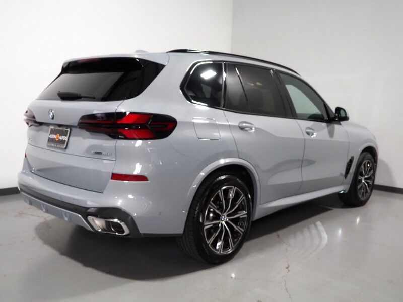 2026 BMW X5 sDrive40i *M SPORT PKG, HEADS-UP DISPLAY, NAVIGATION, LIVE COCKPIT PRO, SAFETY ALERTS, CURVED DISPLAY, 360 CAMERAS, PANORAMA MOONROOF, CLIMATE/MULTI-CONTOUR SEATS, HEATED STEERING, HARMAN/KARDON, WIRELESS CHARGING Round Rock TX