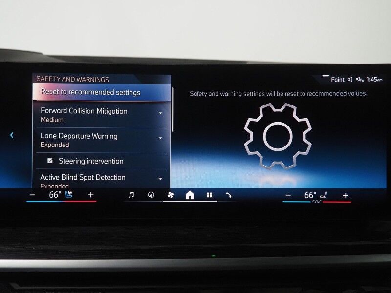 2026 BMW X5 sDrive40i *M SPORT PKG, HEADS-UP DISPLAY, NAVIGATION, LIVE COCKPIT PRO, SAFETY ALERTS, CURVED DISPLAY, 360 CAMERAS, PANORAMA MOONROOF, CLIMATE/MULTI-CONTOUR SEATS, HEATED STEERING, HARMAN/KARDON, WIRELESS CHARGING Round Rock TX