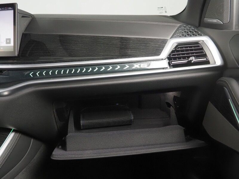2026 BMW X5 sDrive40i *M SPORT PKG, HEADS-UP DISPLAY, NAVIGATION, LIVE COCKPIT PRO, SAFETY ALERTS, CURVED DISPLAY, 360 CAMERAS, PANORAMA MOONROOF, CLIMATE/MULTI-CONTOUR SEATS, HEATED STEERING, HARMAN/KARDON, WIRELESS CHARGING Round Rock TX