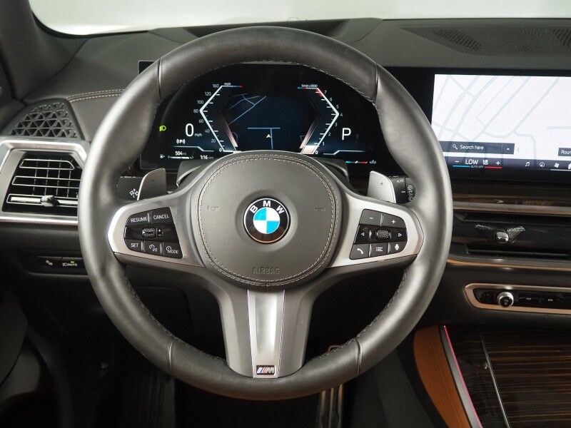 2026 BMW X5 xDrive40i AWD *M SPORT PKG, HEADS-UP DISPLAY, NAVIGATION, LIVE COCKPIT PRO, SAFETY ALERTS, CURVED DISPLAY, 360 CAMERAS, PANORAMA MOONROOF, CLIMATE/MULTI-CONTOUR SEATS, HEATED STEERING, HARMAN/KARDON, WIRELESS CHARGING Round Rock TX
