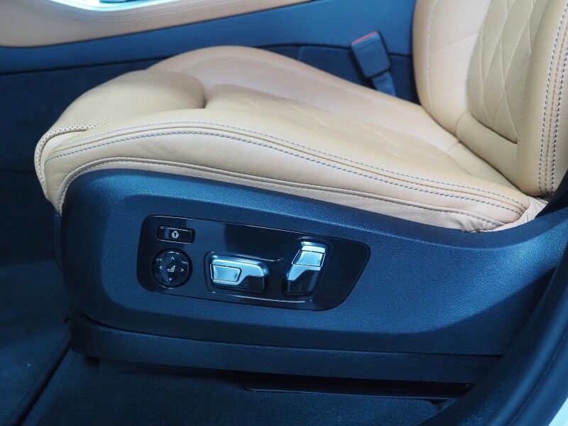 2026 BMW X5 xDrive40i AWD *M SPORT PKG, HEADS-UP DISPLAY, NAVIGATION, LIVE COCKPIT PRO, SAFETY ALERTS, CURVED DISPLAY, 360 CAMERAS, PANORAMA MOONROOF, CLIMATE/MULTI-CONTOUR SEATS, HEATED STEERING, HARMAN/KARDON, WIRELESS CHARGING Round Rock TX