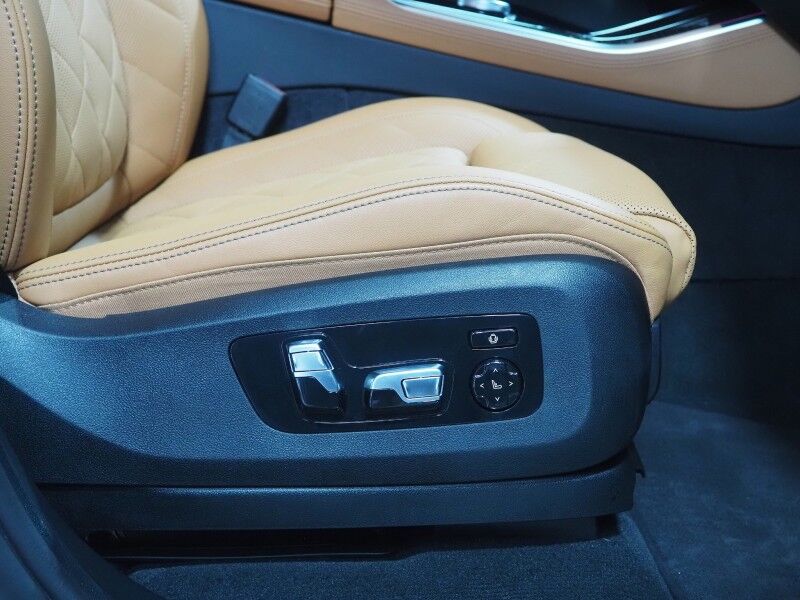 2026 BMW X5 xDrive40i AWD *M SPORT PKG, HEADS-UP DISPLAY, NAVIGATION, LIVE COCKPIT PRO, SAFETY ALERTS, CURVED DISPLAY, 360 CAMERAS, PANORAMA MOONROOF, CLIMATE/MULTI-CONTOUR SEATS, HEATED STEERING, HARMAN/KARDON, WIRELESS CHARGING Round Rock TX