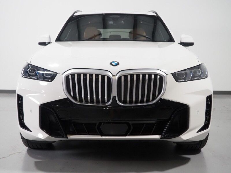 2026 BMW X5 xDrive40i AWD *M SPORT PKG, HEADS-UP DISPLAY, NAVIGATION, LIVE COCKPIT PRO, SAFETY ALERTS, CURVED DISPLAY, 360 CAMERAS, PANORAMA MOONROOF, CLIMATE/MULTI-CONTOUR SEATS, HEATED STEERING, HARMAN/KARDON, WIRELESS CHARGING Round Rock TX