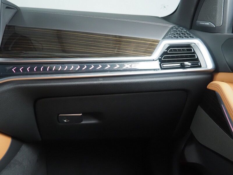 2026 BMW X5 xDrive40i AWD *M SPORT PKG, HEADS-UP DISPLAY, NAVIGATION, LIVE COCKPIT PRO, SAFETY ALERTS, CURVED DISPLAY, 360 CAMERAS, PANORAMA MOONROOF, CLIMATE/MULTI-CONTOUR SEATS, HEATED STEERING, HARMAN/KARDON, WIRELESS CHARGING Round Rock TX