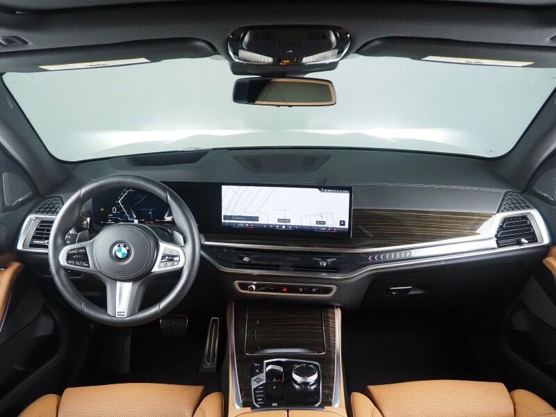 2026 BMW X5 xDrive40i AWD *M SPORT PKG, HEADS-UP DISPLAY, NAVIGATION, LIVE COCKPIT PRO, SAFETY ALERTS, CURVED DISPLAY, 360 CAMERAS, PANORAMA MOONROOF, CLIMATE/MULTI-CONTOUR SEATS, HEATED STEERING, HARMAN/KARDON, WIRELESS CHARGING