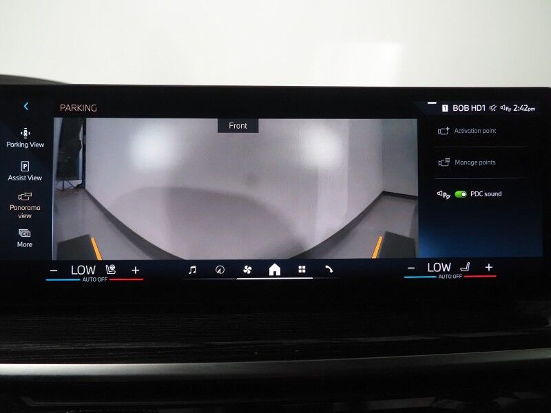 2026 BMW X5 xDrive40i AWD *M SPORT PKG, HEADS-UP DISPLAY, NAVIGATION, LIVE COCKPIT PRO, SAFETY ALERTS, CURVED DISPLAY, 360 CAMERAS, PANORAMA MOONROOF, CLIMATE/MULTI-CONTOUR SEATS, HEATED STEERING, HARMAN/KARDON, WIRELESS CHARGING Round Rock TX