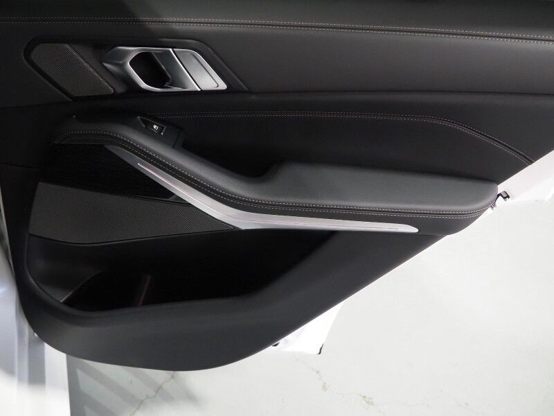 2026 BMW X5 xDrive40i AWD *M SPORT PKG, HEADS-UP DISPLAY, NAVIGATION, LIVE COCKPIT PRO, SAFETY ALERTS, CURVED DISPLAY, 360 CAMERAS, PANORAMA MOONROOF, CLIMATE/MULTI-CONTOUR SEATS, HEATED STEERING, HARMAN/KARDON, WIRELESS CHARGING Round Rock TX