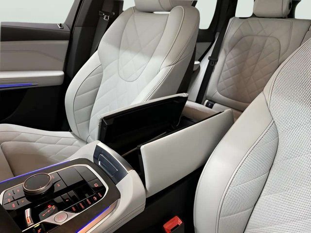 2026 BMW X5 xDrive40i Dallas TX